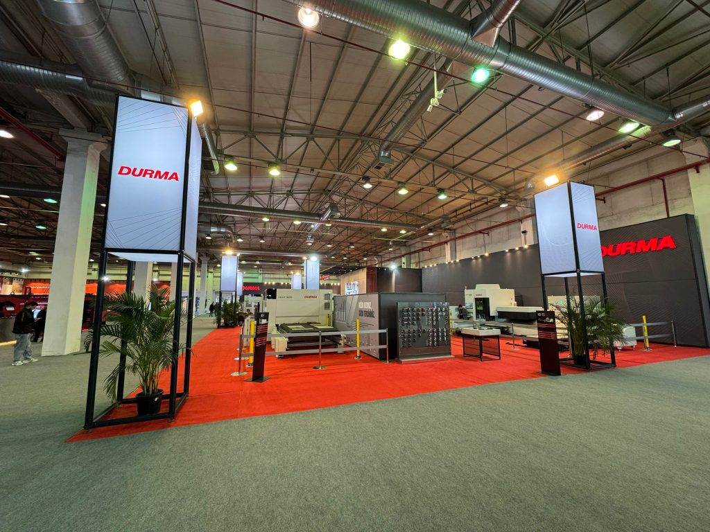Profesyonel Stand Çözümleri ile Fuar Alanı 1 Stand Çözümleri